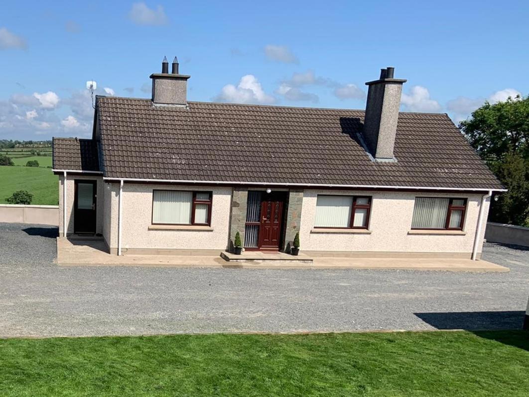 Gracey'S Hillside Lodge Ballyward 外观 照片